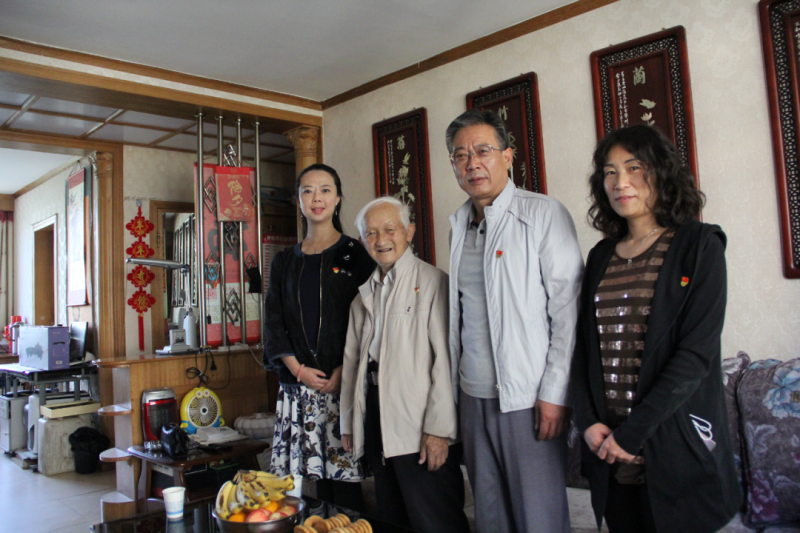 中共青海省第三建筑工程有限公司支部委員會(huì)開展“走訪慰問暖人心，紅色精神永傳承”活動(dòng)