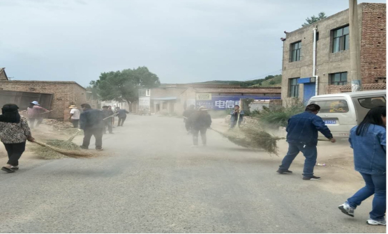 以“慶七一”為載體，物產(chǎn)工投公司黨委將“黨的建設(shè)重點(diǎn)強(qiáng)化年”活動向基層延伸